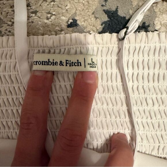 Abercrombie & Fitch White One-Shoulder Smocked Top Size Large - Picture 10 of 13